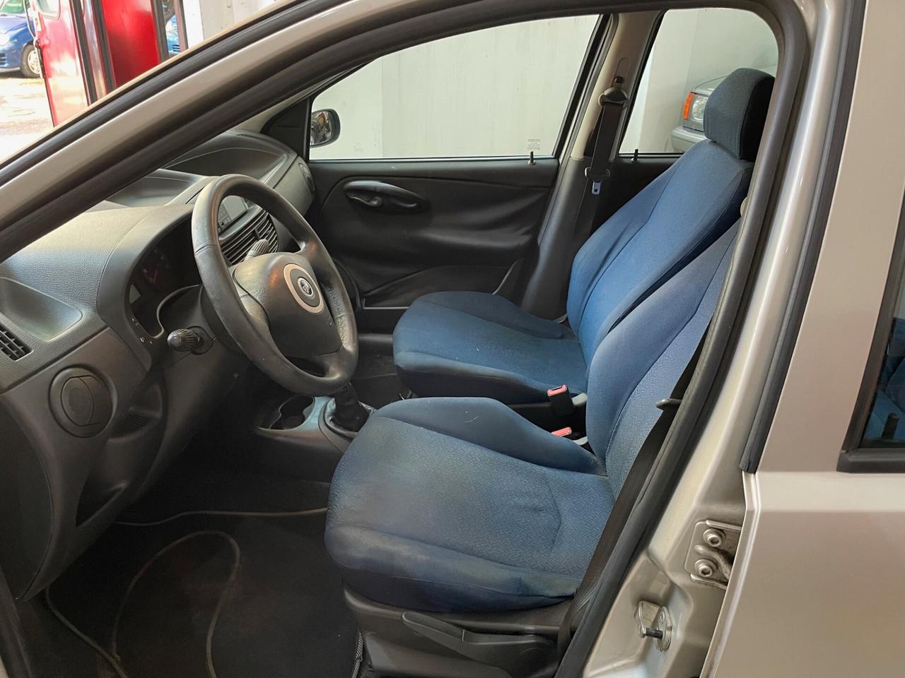 Fiat Punto 1.4 16V 5 porte Dynamic