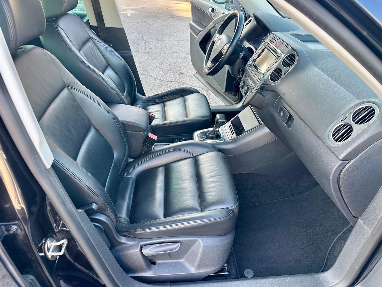 Volkswagen Tiguan 2.0 TDI DPF 4MOTION tiptronic Track & Field