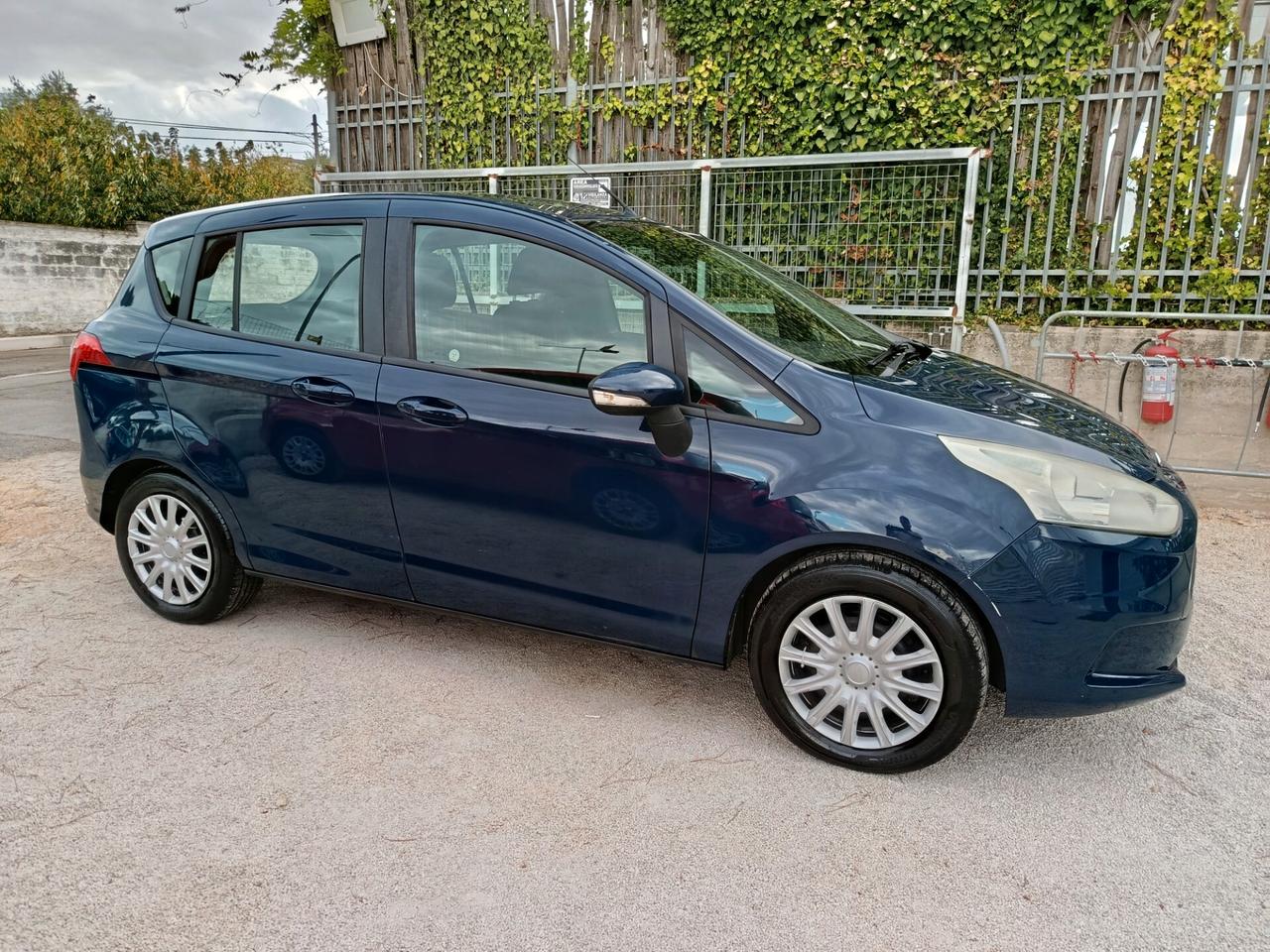 Ford B-Max 1.4 90 CV GPL Business Titanium