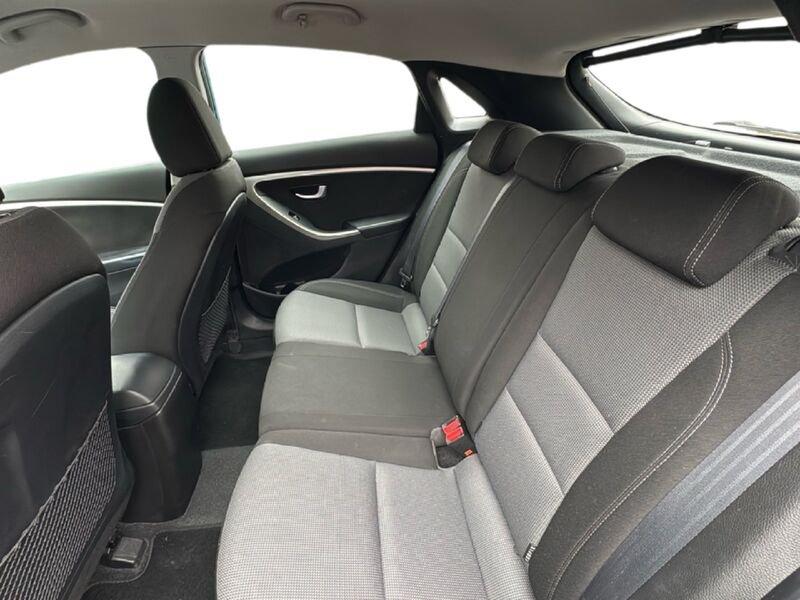 Hyundai i30 i30 5p 1.6 crdi Comfort 110cv