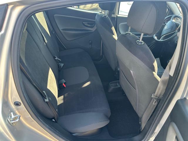 LANCIA Ypsilon 1.2 69 CV 5P GPL Ecochic Gold