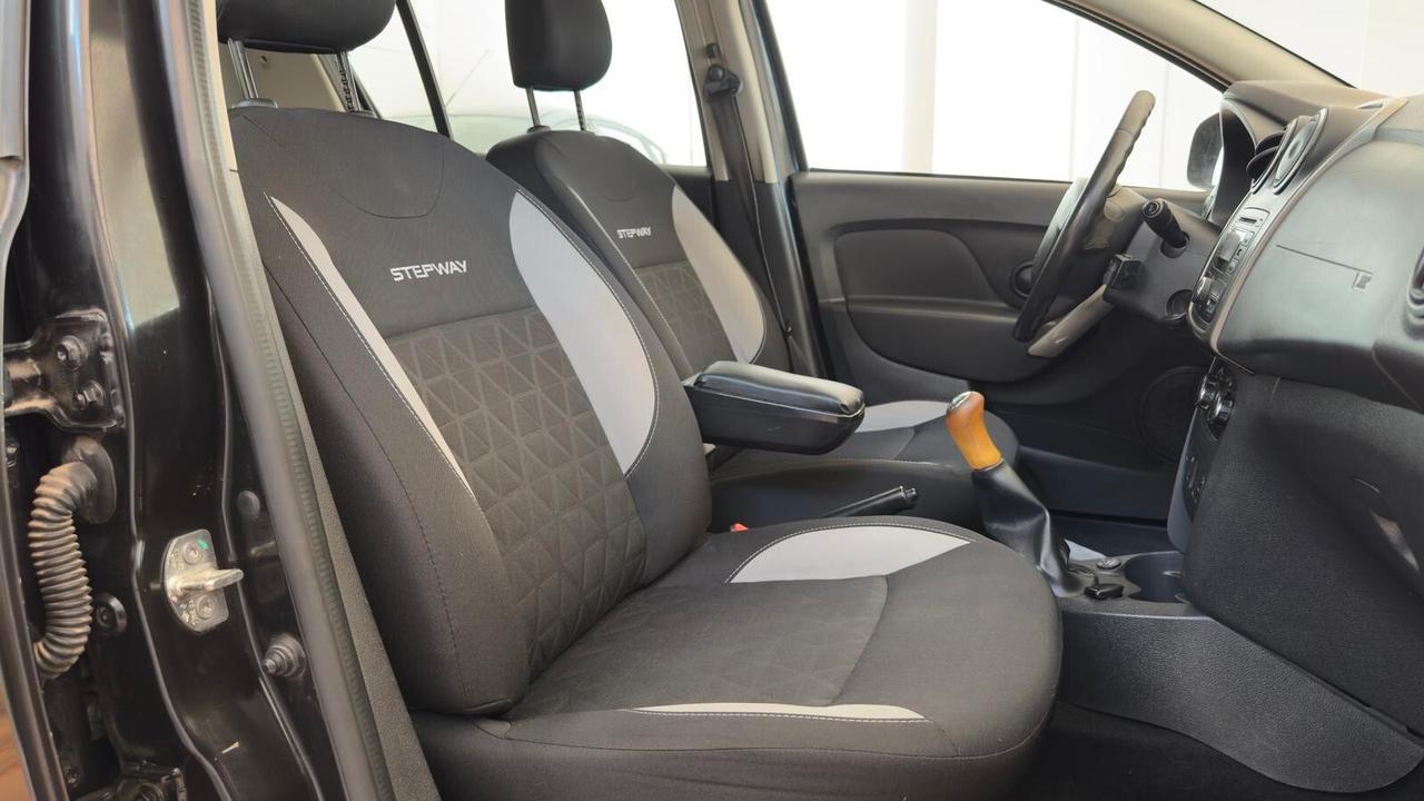 Dacia Sandero 0.9 TCe 12V T-GPL 90CV Start&Stop La Gazzetta d. Sp.
