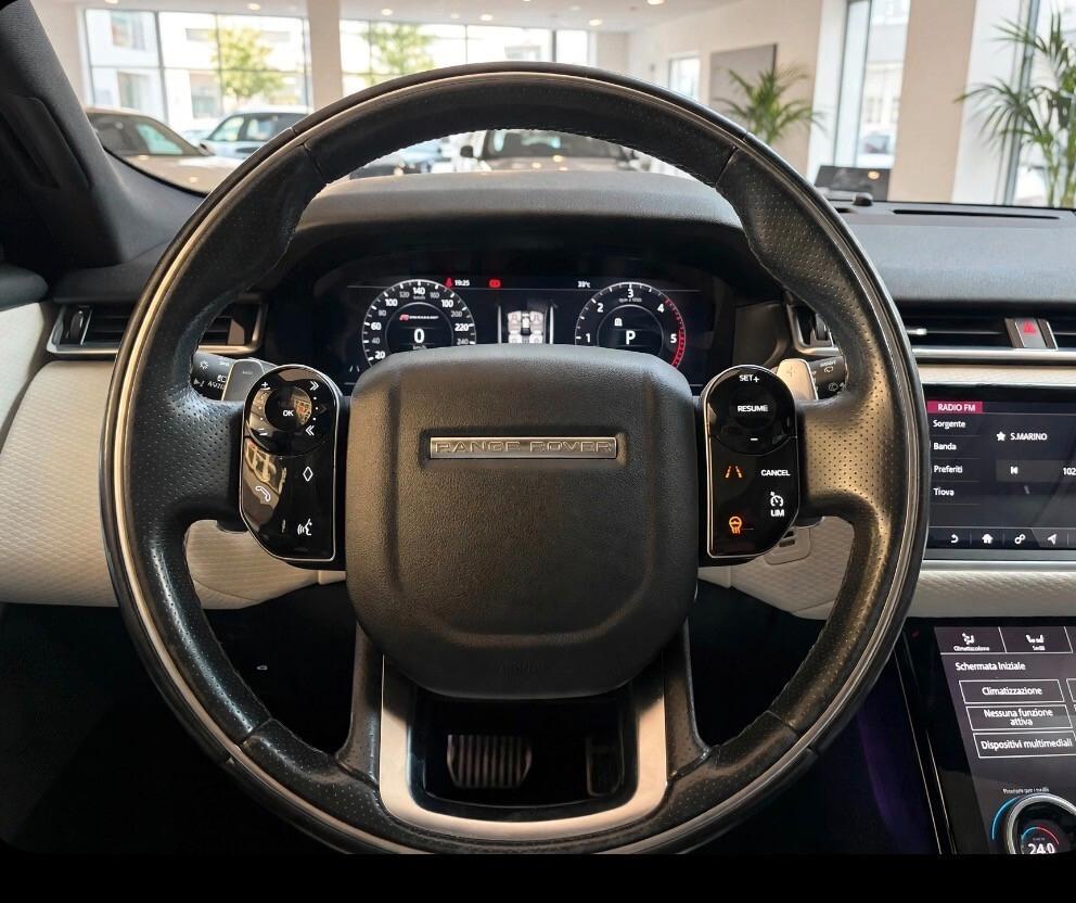 RANGE ROVER VELAR R-DYNAMIC SE 5p 3.0 D V6 300CV SE TETTO NAVI CERCHI 21 VIRTUAL
