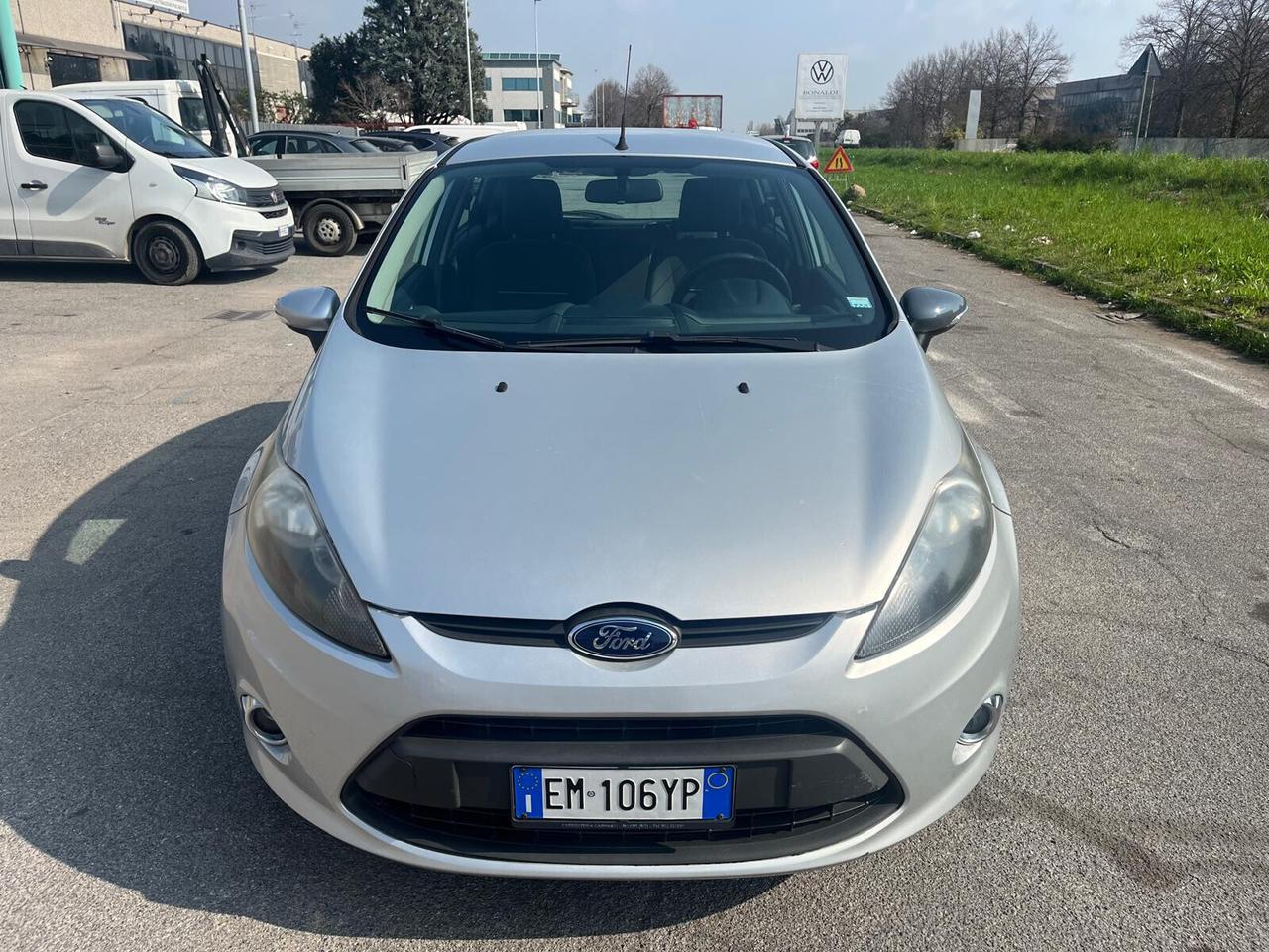 Ford Fiesta 1.4 TDCi 70CV 5p. Business ** NEOPATENTATI**