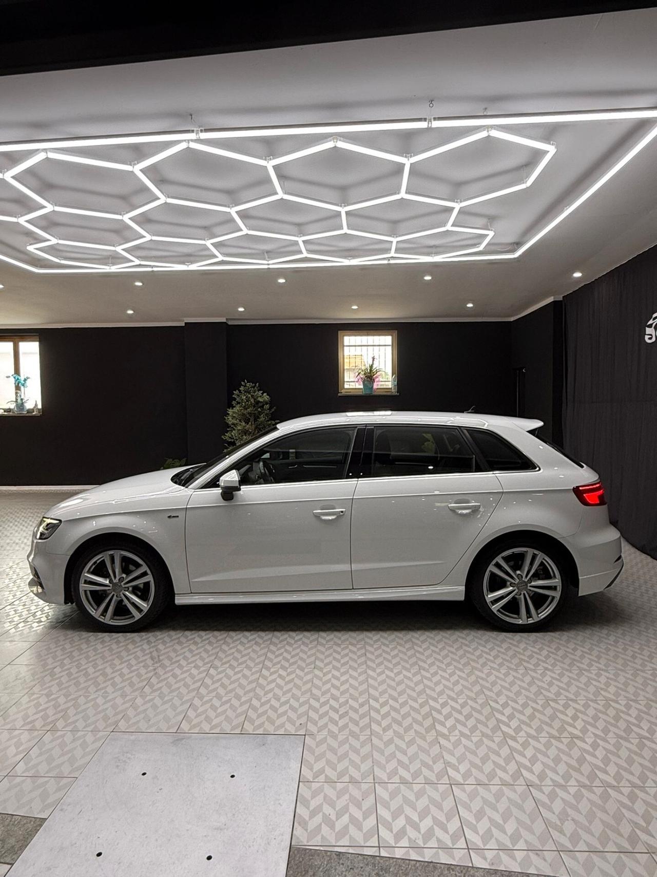 Audi A3 SPB 35 TFSI COD S tronic Admired