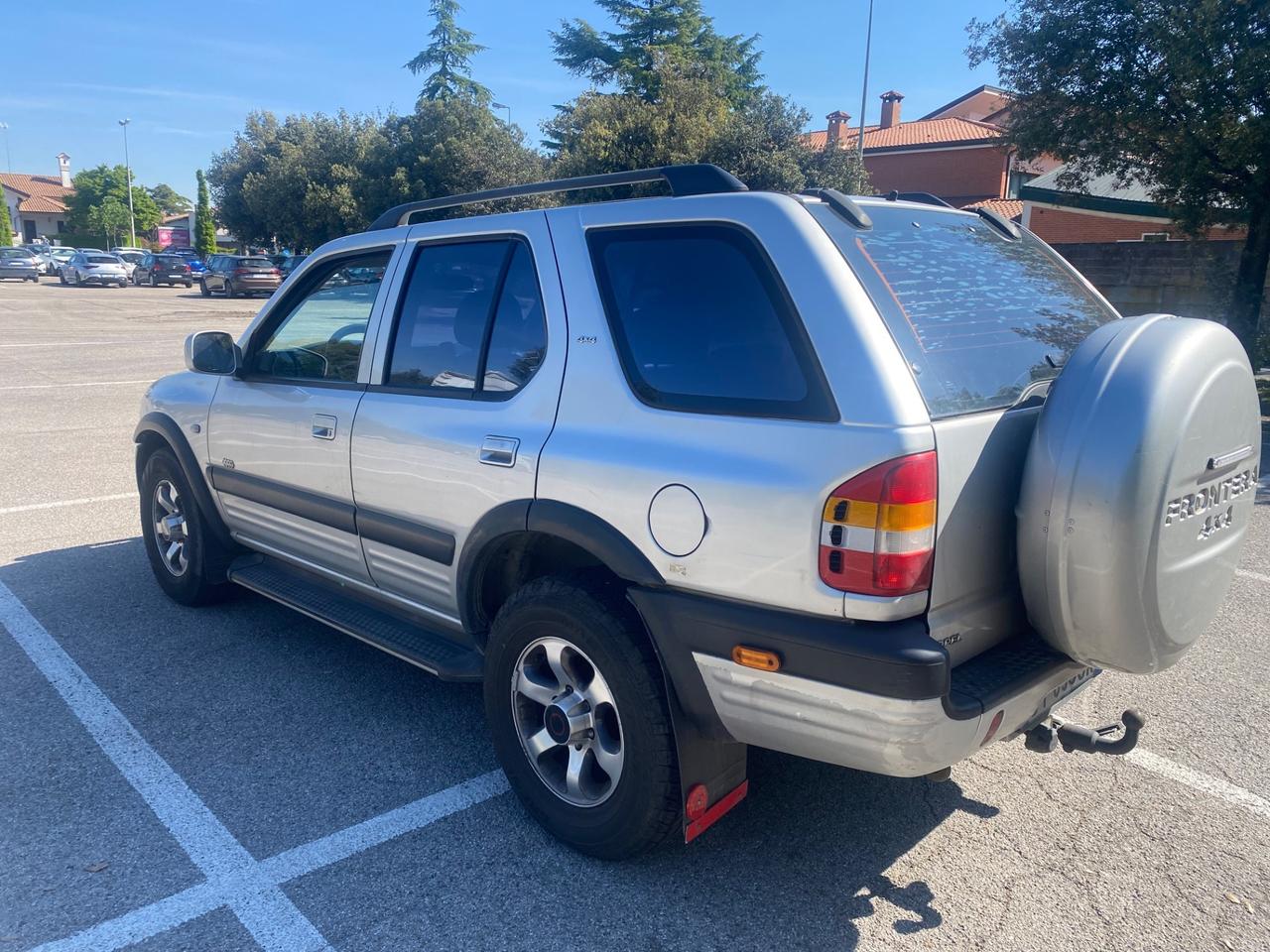 Opel Frontera 2.2 16V DTI 5p. Wagon Limited Autocarro