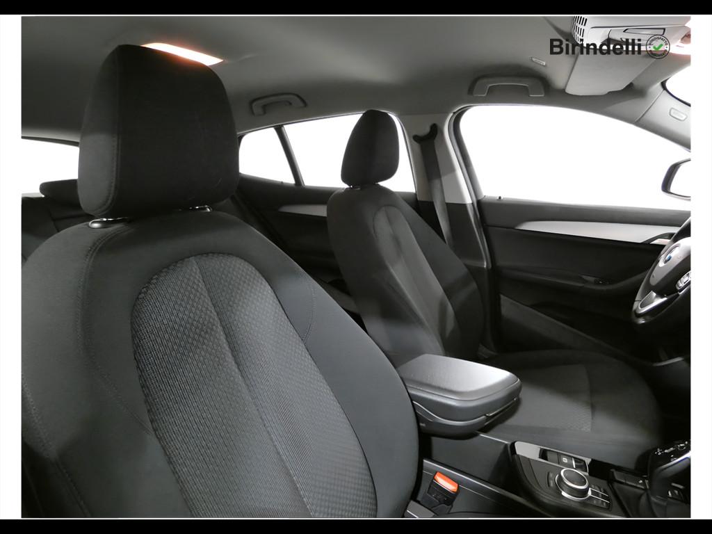BMW X2 (F39) - X2 sDrive18d Business-X