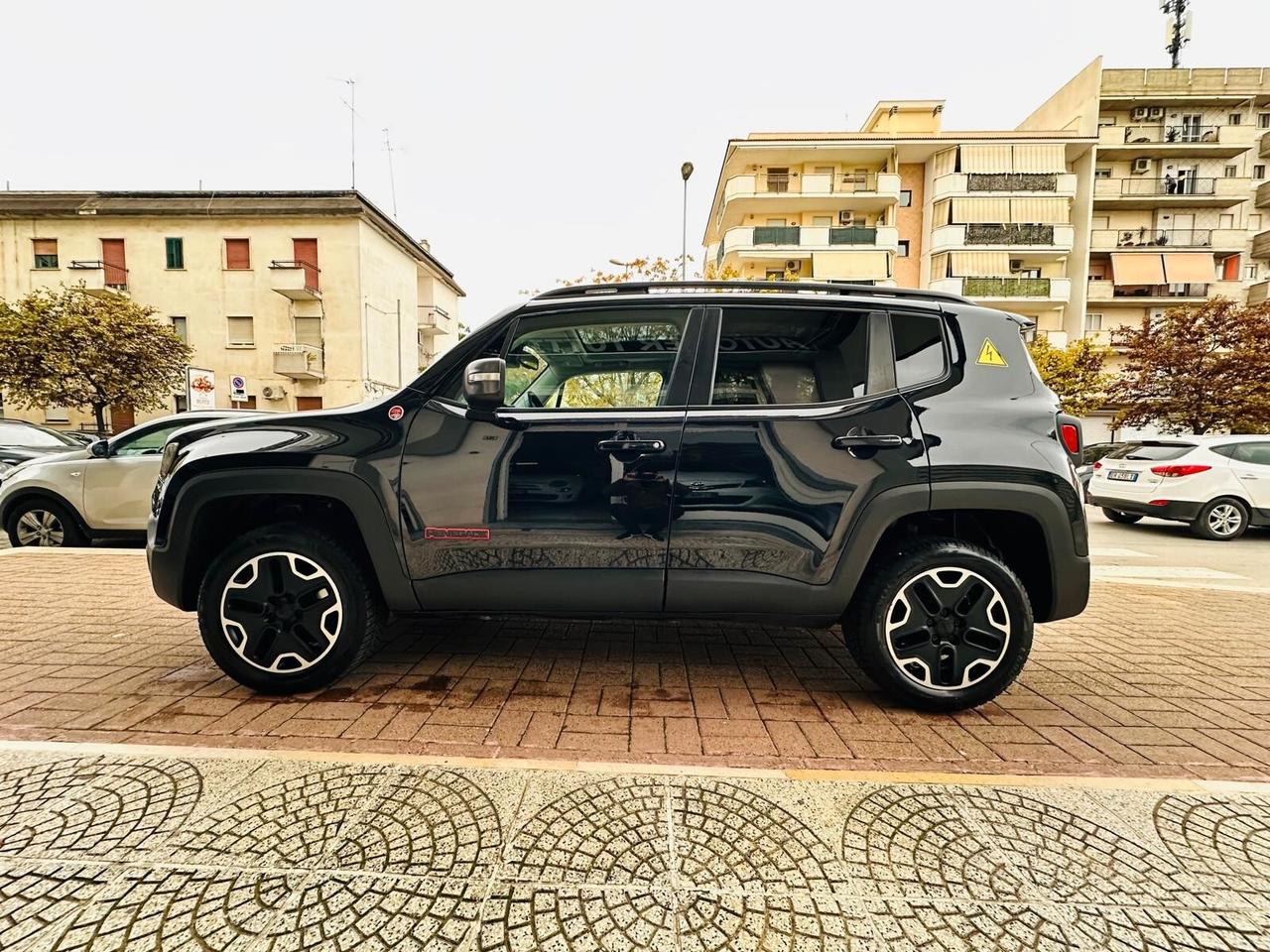 Jeep Renegade 2.0 Mjt 4WD Trailhawk-tetto apribile