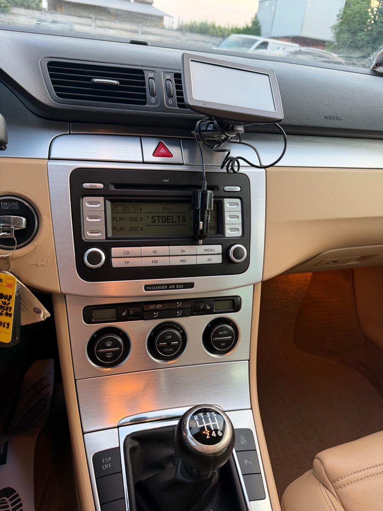 Volkswagen Passat 2.0 TDI DPF Var. Highline