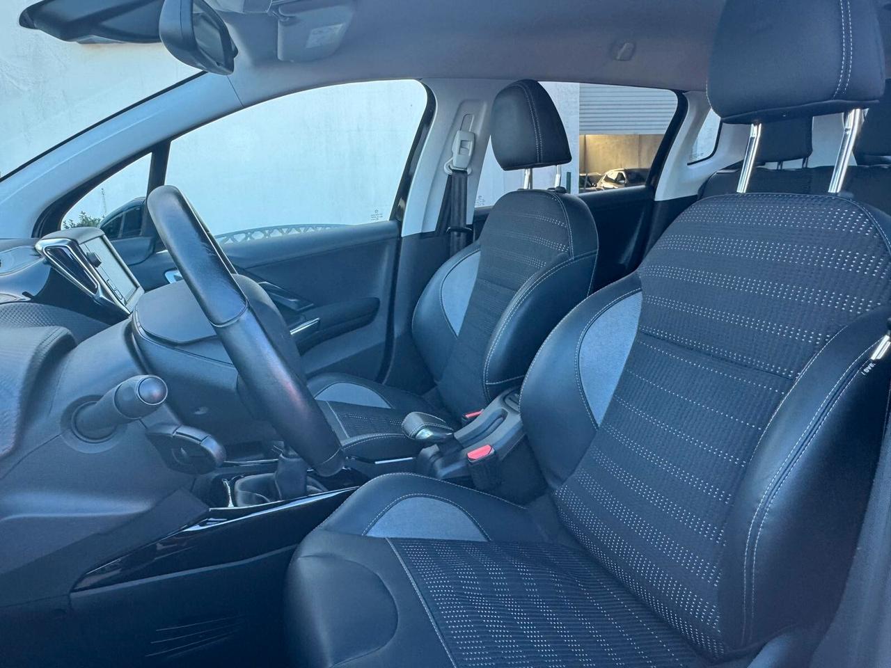 Peugeot 2008 BlueHDi 120 S&S Allure