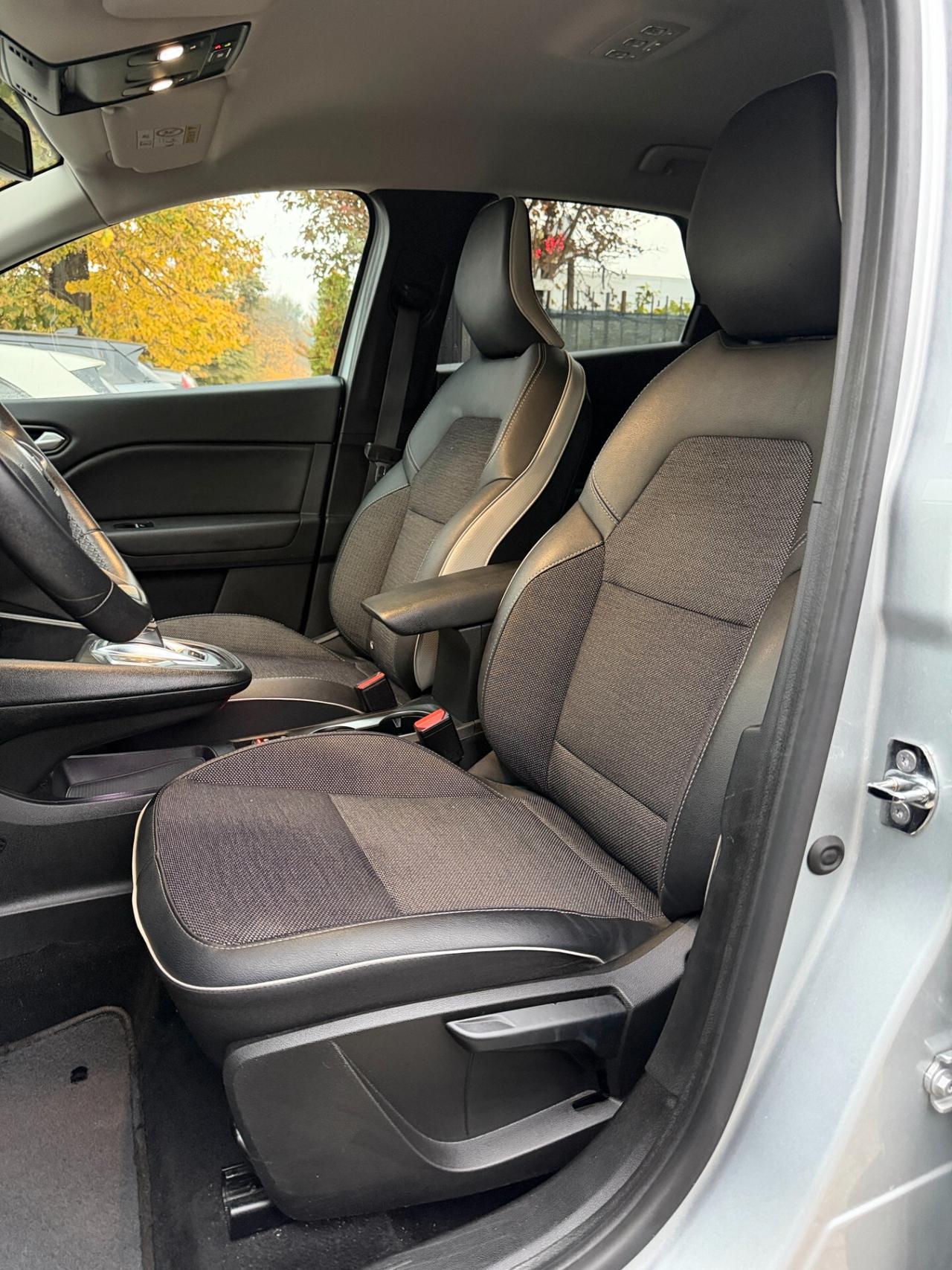 Renault Captur Plug-in Hybrid E-Tech 160 CV