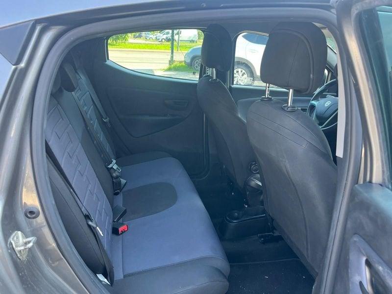 Lancia Ypsilon Ypsilon 1.0 FireFly 5 porte S&S Hybrid Gold Plus