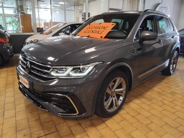 VOLKSWAGEN Tiguan 2.0 TDI 150 CV DSG R-Line 19"