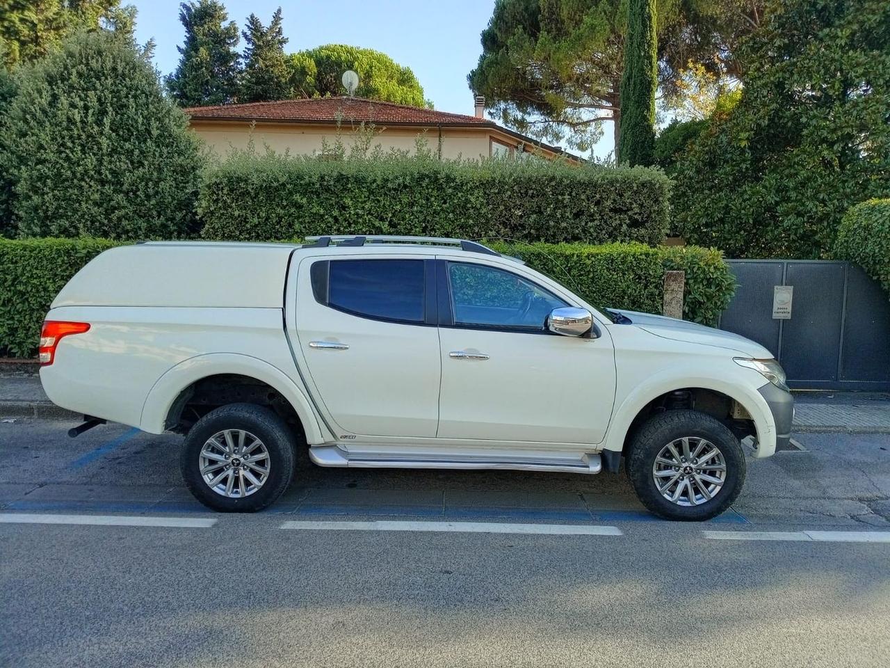 Mitsubishi L200 Intense 2.4 DI-D Clear Tec  #6323