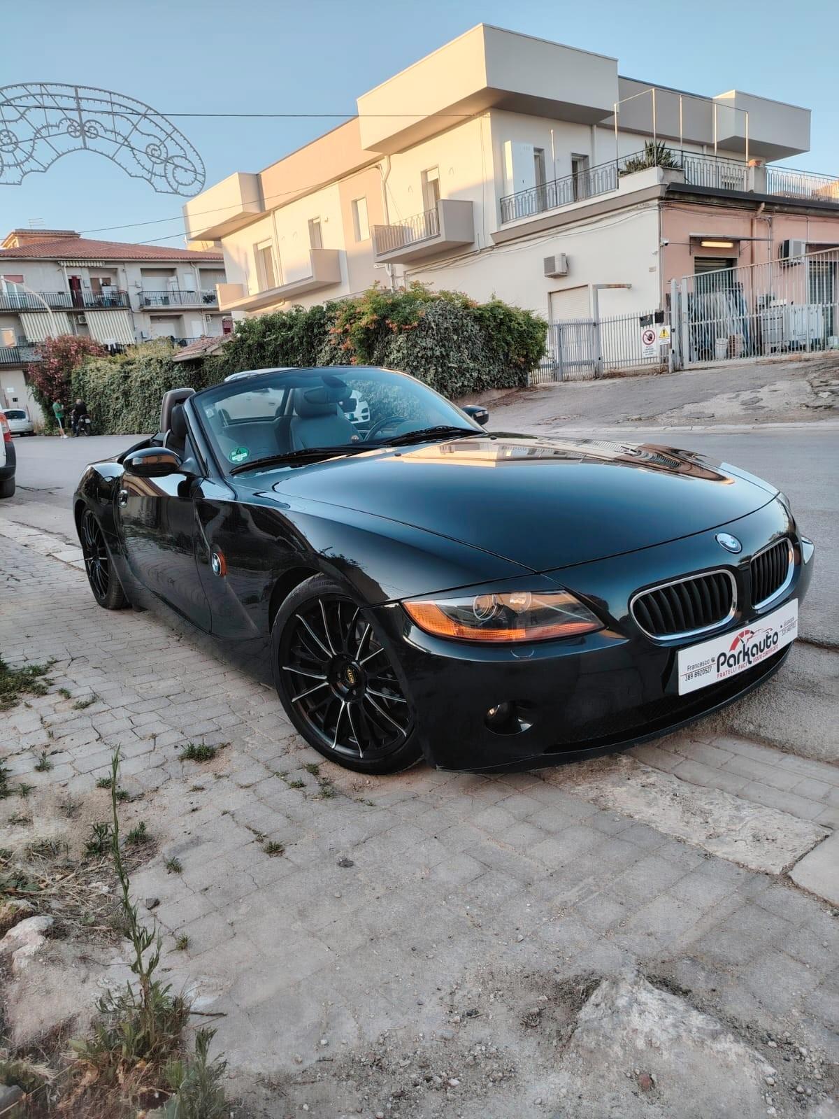 Bmw Z4 2.2i cat Roadster 170 cv anno 2005