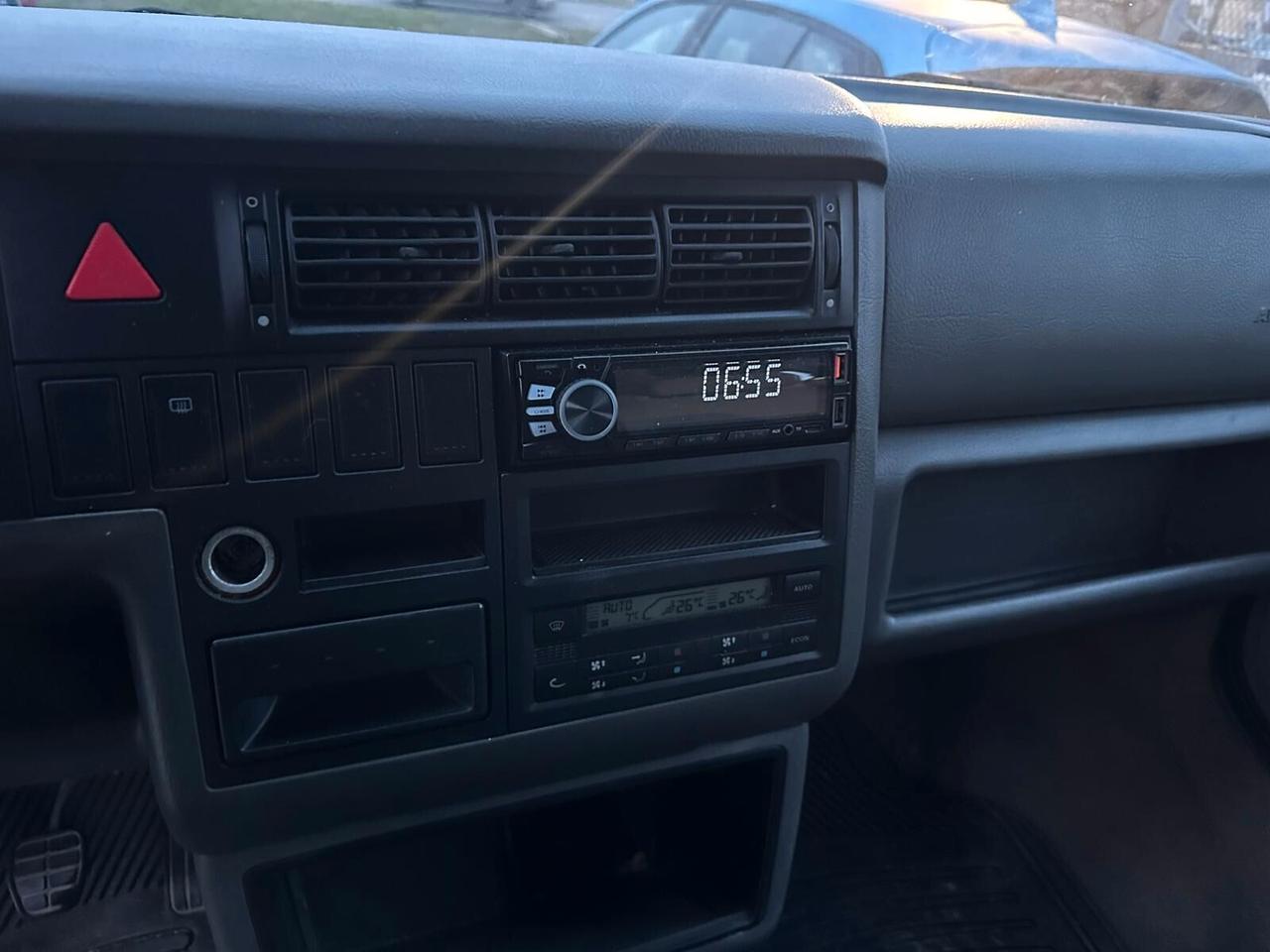 Volkswagen Caravelle/Multivan Caravelle 2.5 TDI/102CV