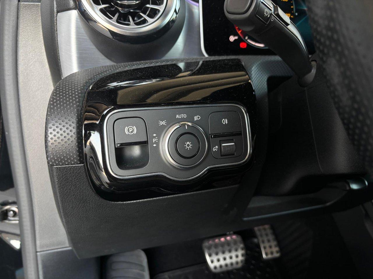 Mercedes A 180 D Premium 7G-DCT