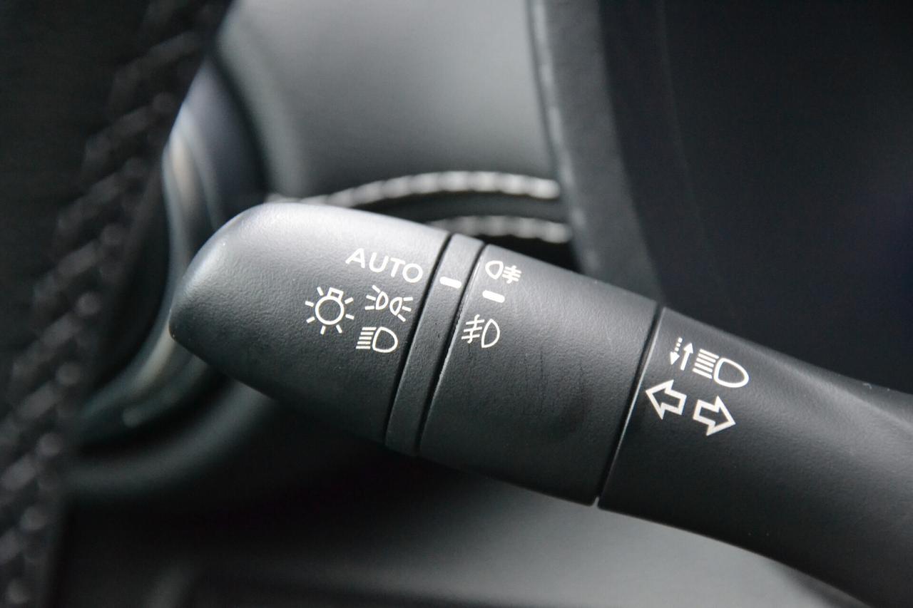 Nissan Juke 1.6 HEV N-CONNECTA AUTO.+ NAVI+RCAM+LED+CRUISE