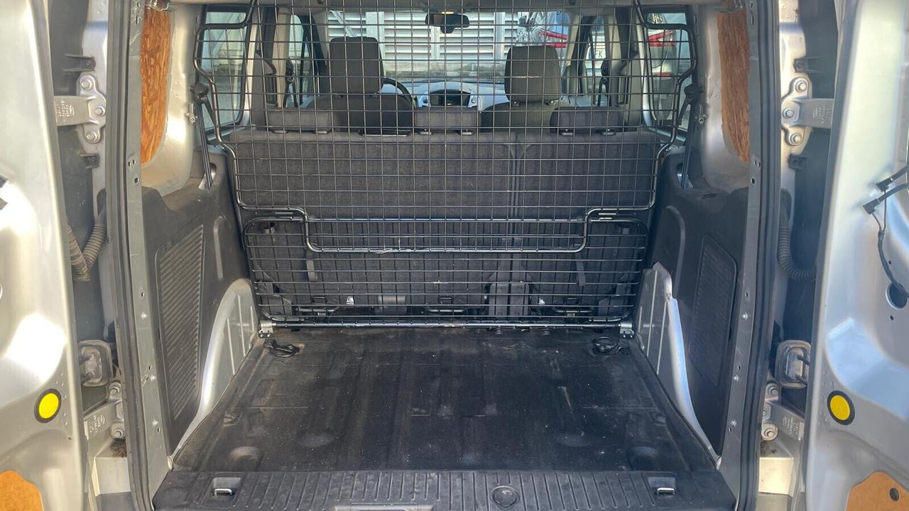 FORD TOURNEO CONNECT 1.6 TDCi 95Cv. AUTOCARRO