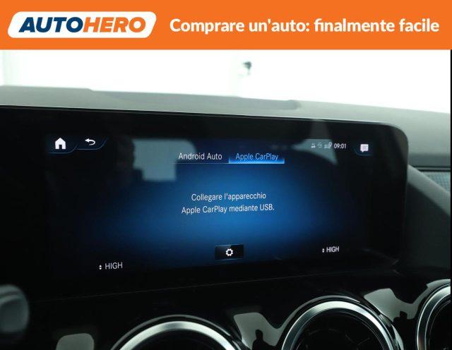 MERCEDES-BENZ GLA 180 Automatic Sport