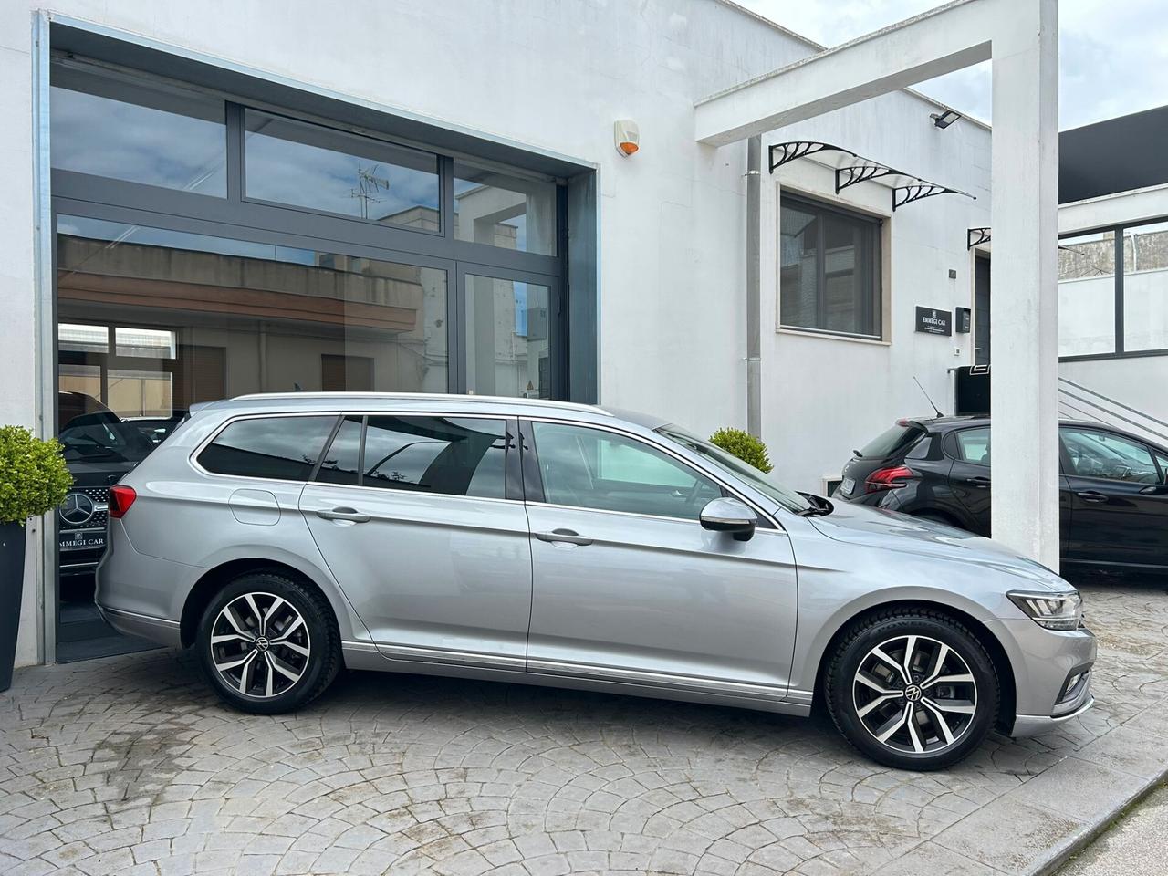 VW Passat 2.0 TDI DSG EXECUTIVE COCKPIT/NAVI-2020