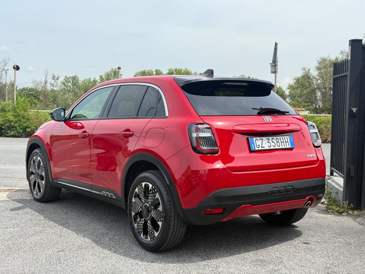 Fiat 600 Hybrid 110cv DCT MHEV La Prima