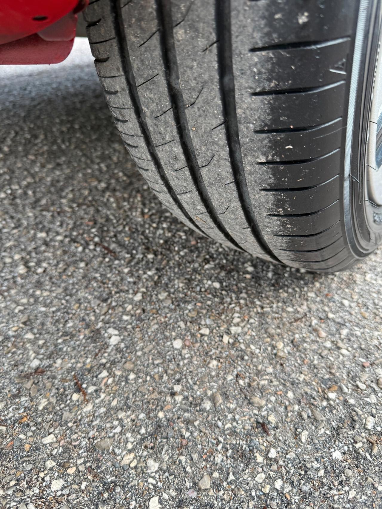 " UNA CHICCA " Suzuki Swift 1.2 Hybrid / GPL