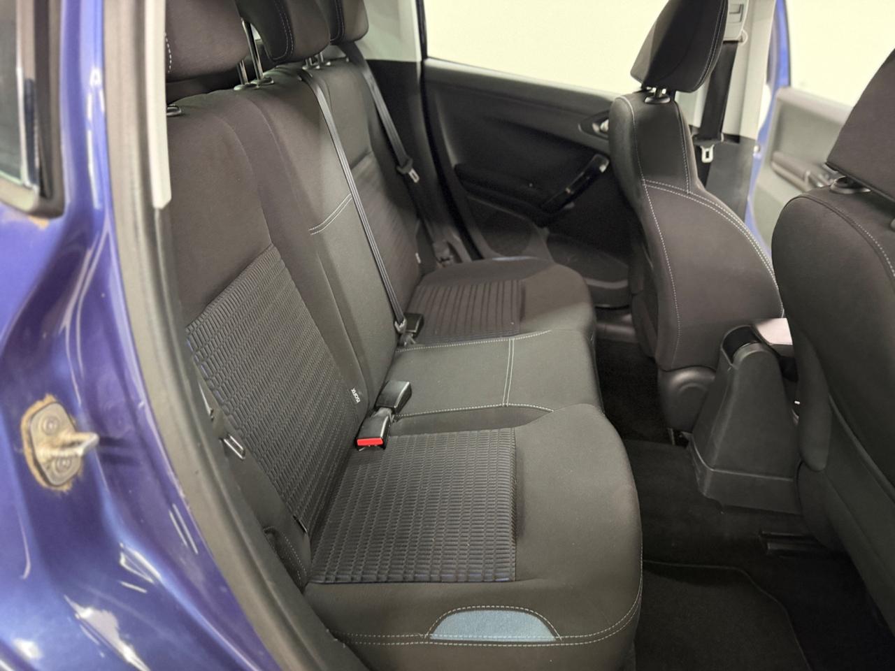 PEUGEOT 208 (anno 2015)