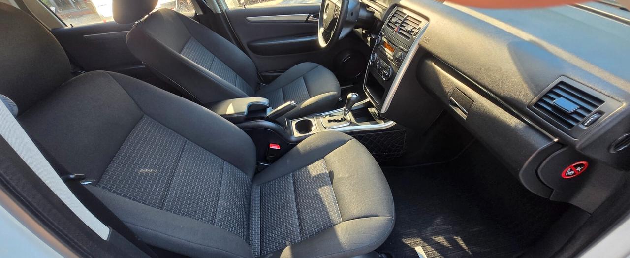 Mercedes-benz B 200 CDI Premium