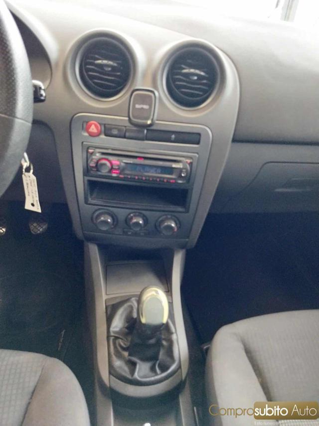 SEAT Ibiza 1.2 12V 70CV 5p. Reference DUAL