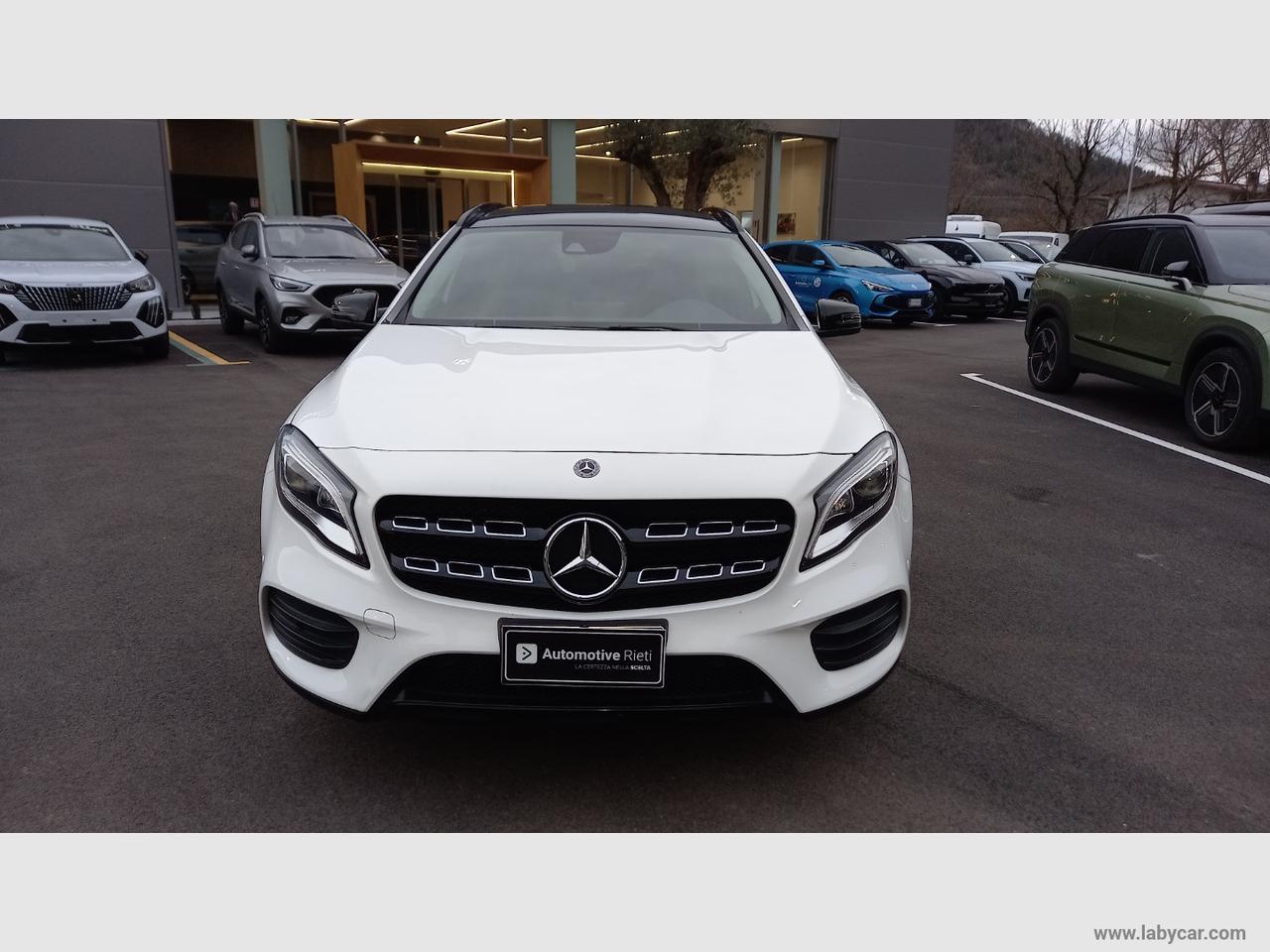 MERCEDES-BENZ GLA 200 Automatic Premium NIGTH EDITION