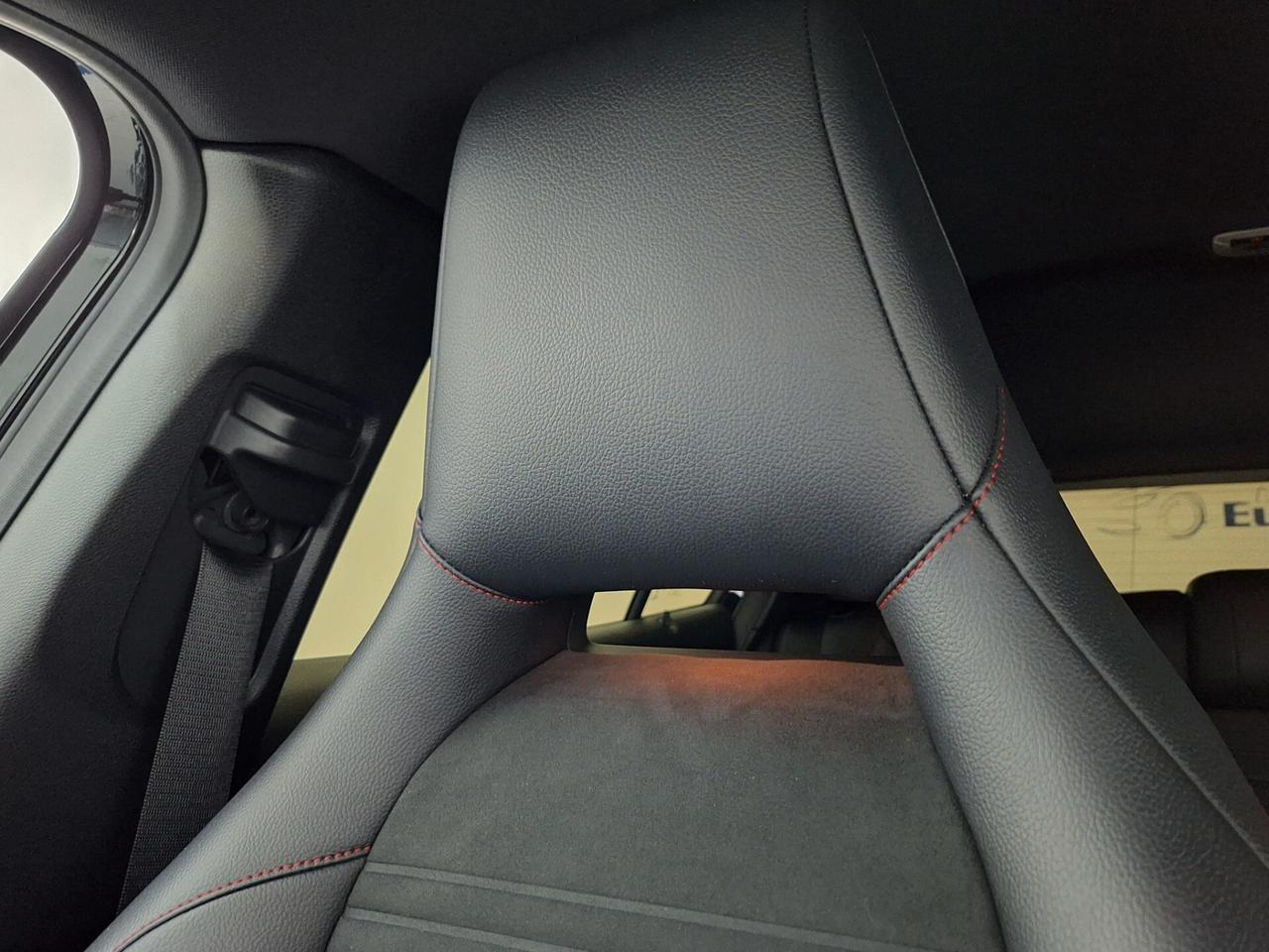 Mercedes-Benz GLA 200d 136cv Premium