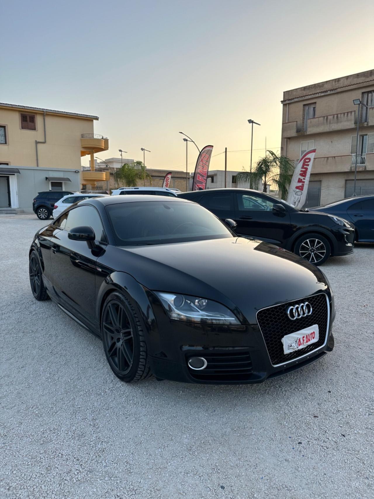 Audi TT Coupé 2.0 TDI quattro