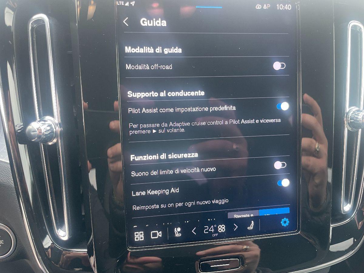 VOLVO - XC40 - B3 automatico Core