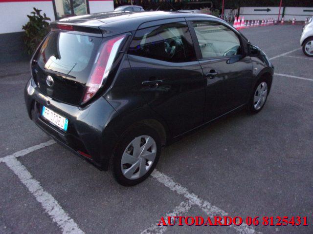 TOYOTA Aygo X-business 1.0 VVT-i 69 CV 5 porte