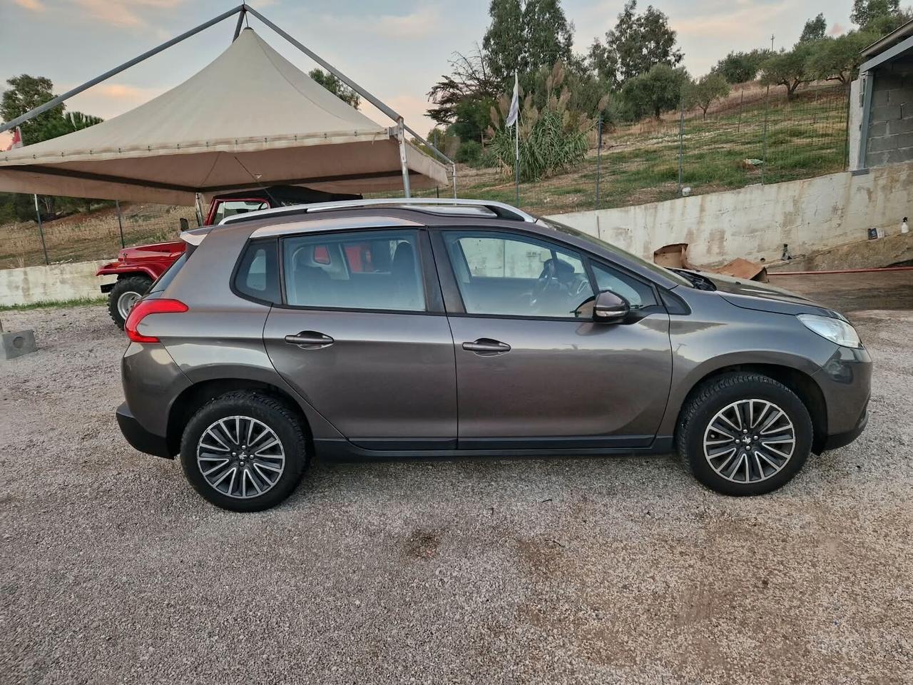 Peugeot 2008 PureTech 82 ETG5 S&S Allure