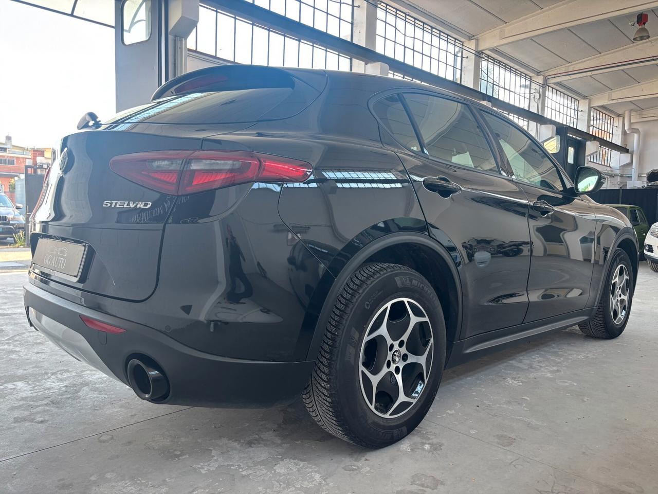 Alfa Romeo Stelvio 2.2 Turbodiesel 190 CV AT8 Q4 Business