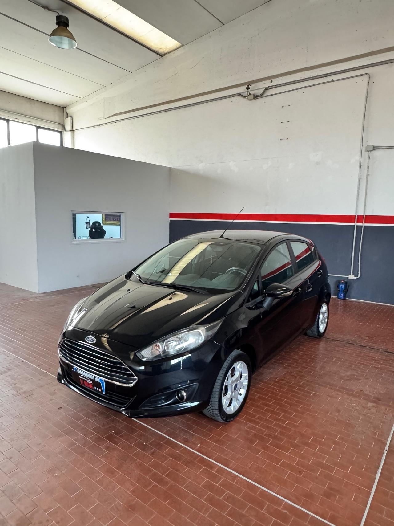 Ford Fiesta 1.4 5p. Bz.- GPL Titanium