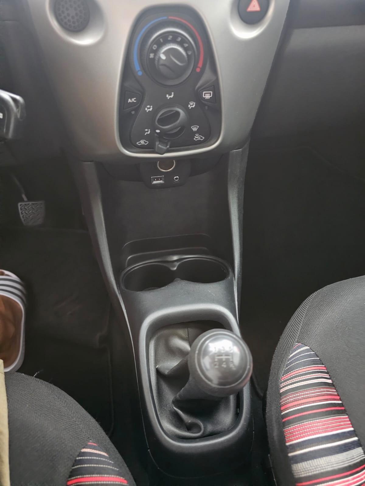 Citroen C1 VTi 68 3 porte Shine