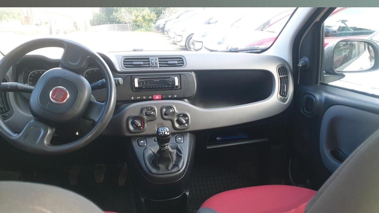 Fiat Panda 1.2 Lounge 2016