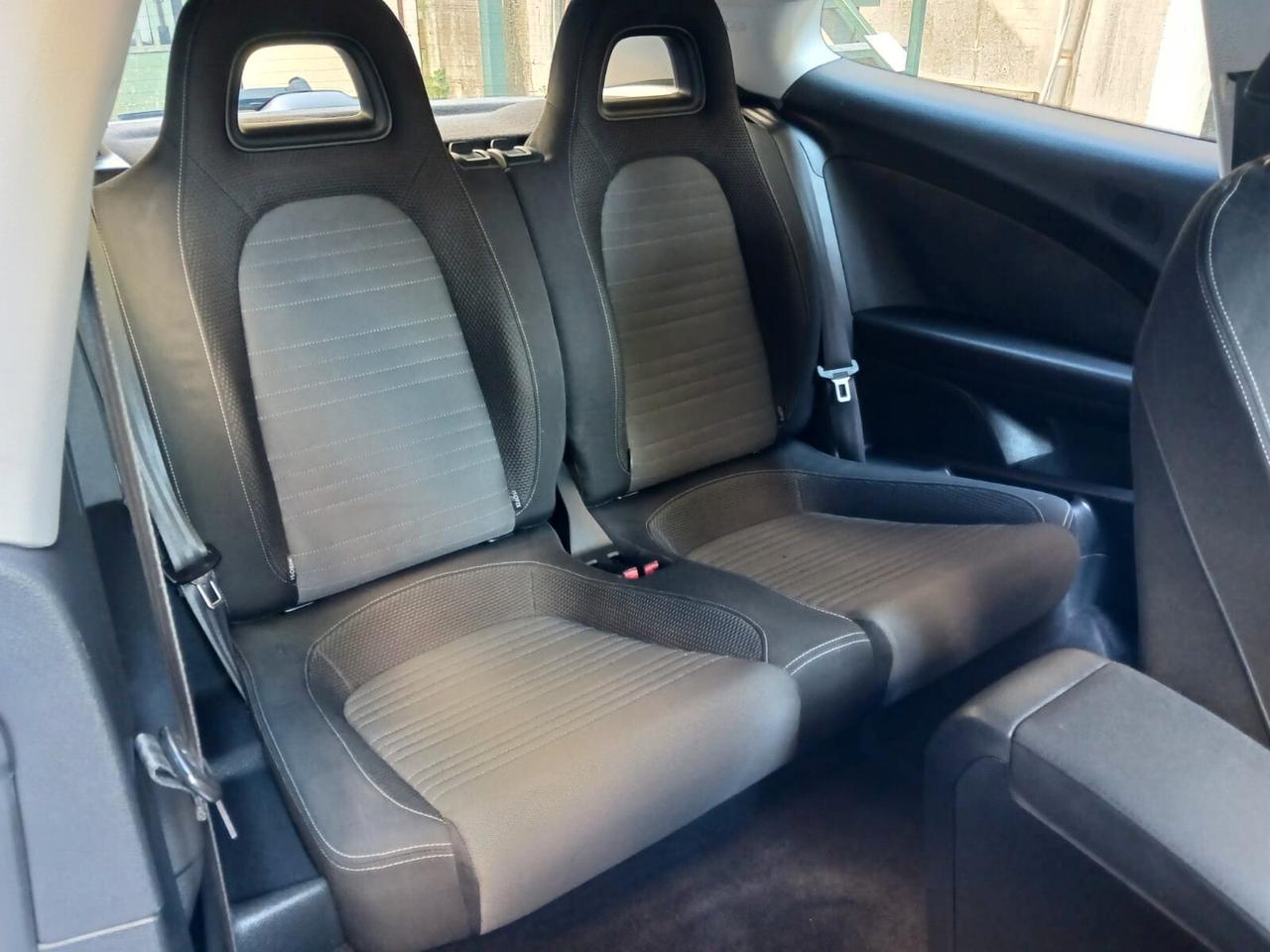 Volkswagen Scirocco 1.4 TSI 160CV
