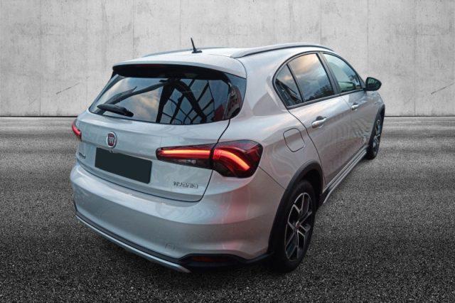 FIAT Tipo 1.5 Hybrid DCT 5 porte Cross