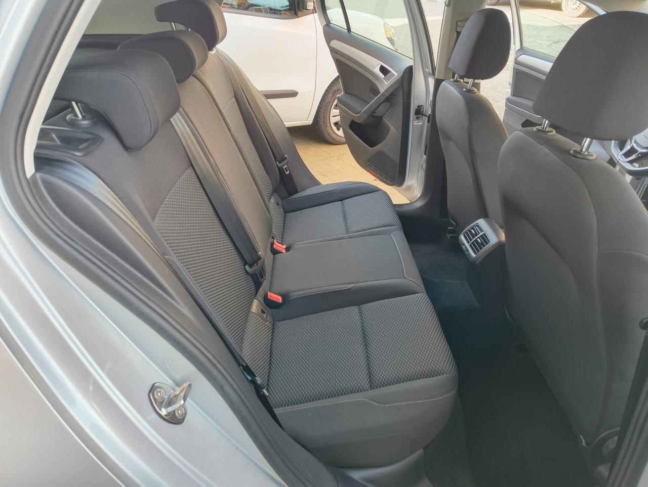 Volkswagen Golf 1.6 TDI 115 CV 5p. Business BlueMotion Technology