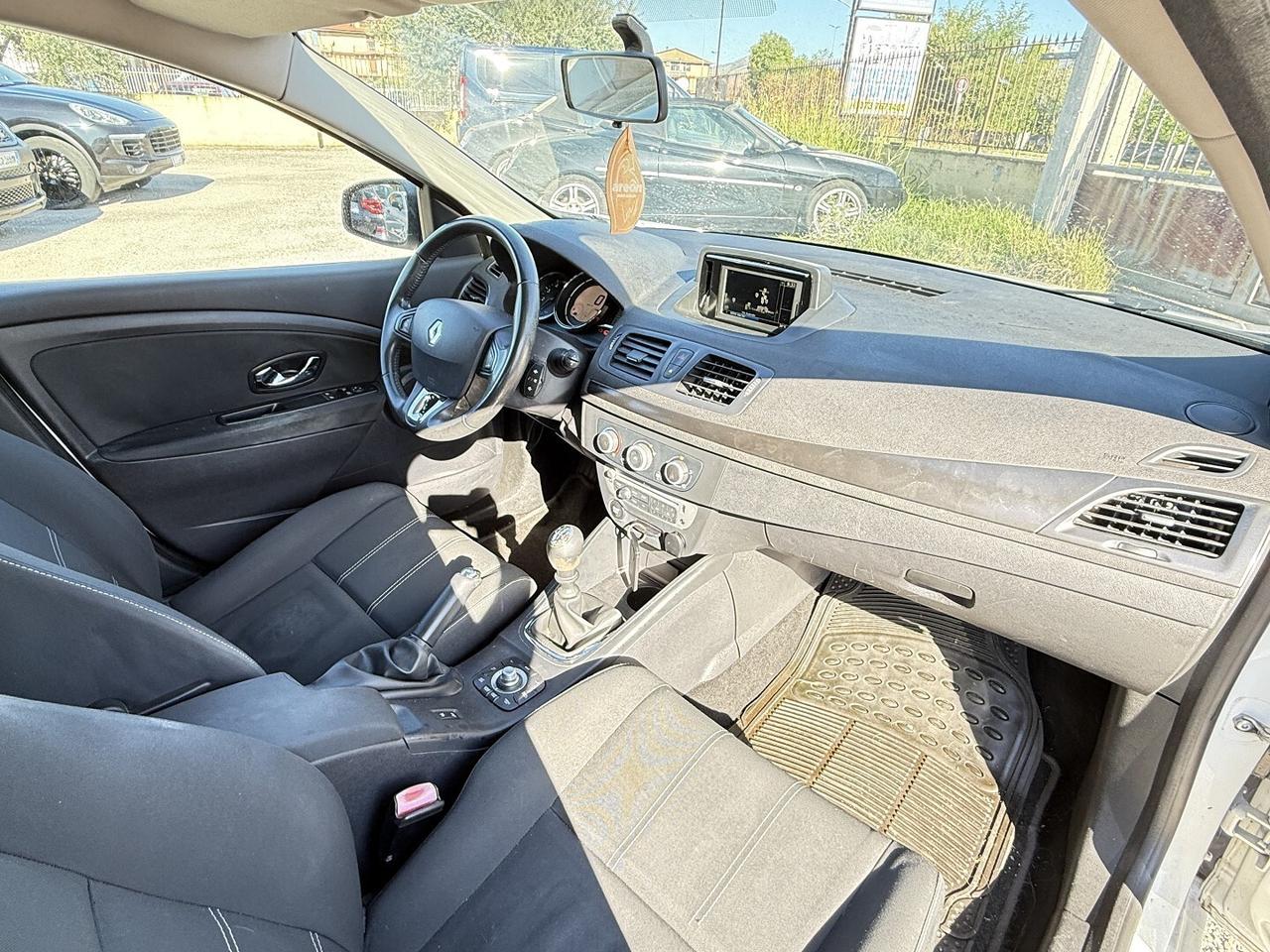 RENAULT MEGANE 1.5 DCI ADATTA NEOPATENTATI