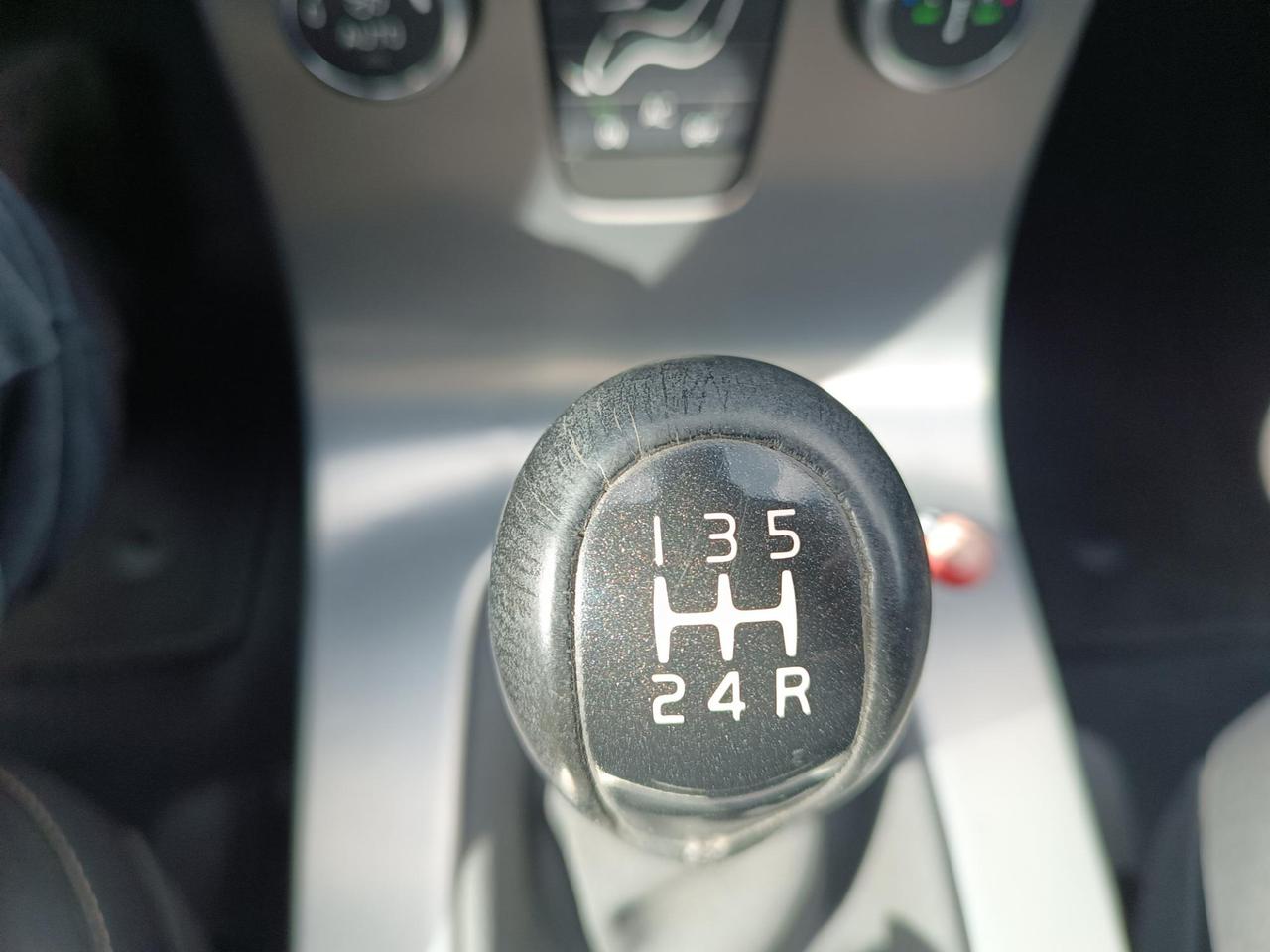 Volvo V50 1.6d R-design