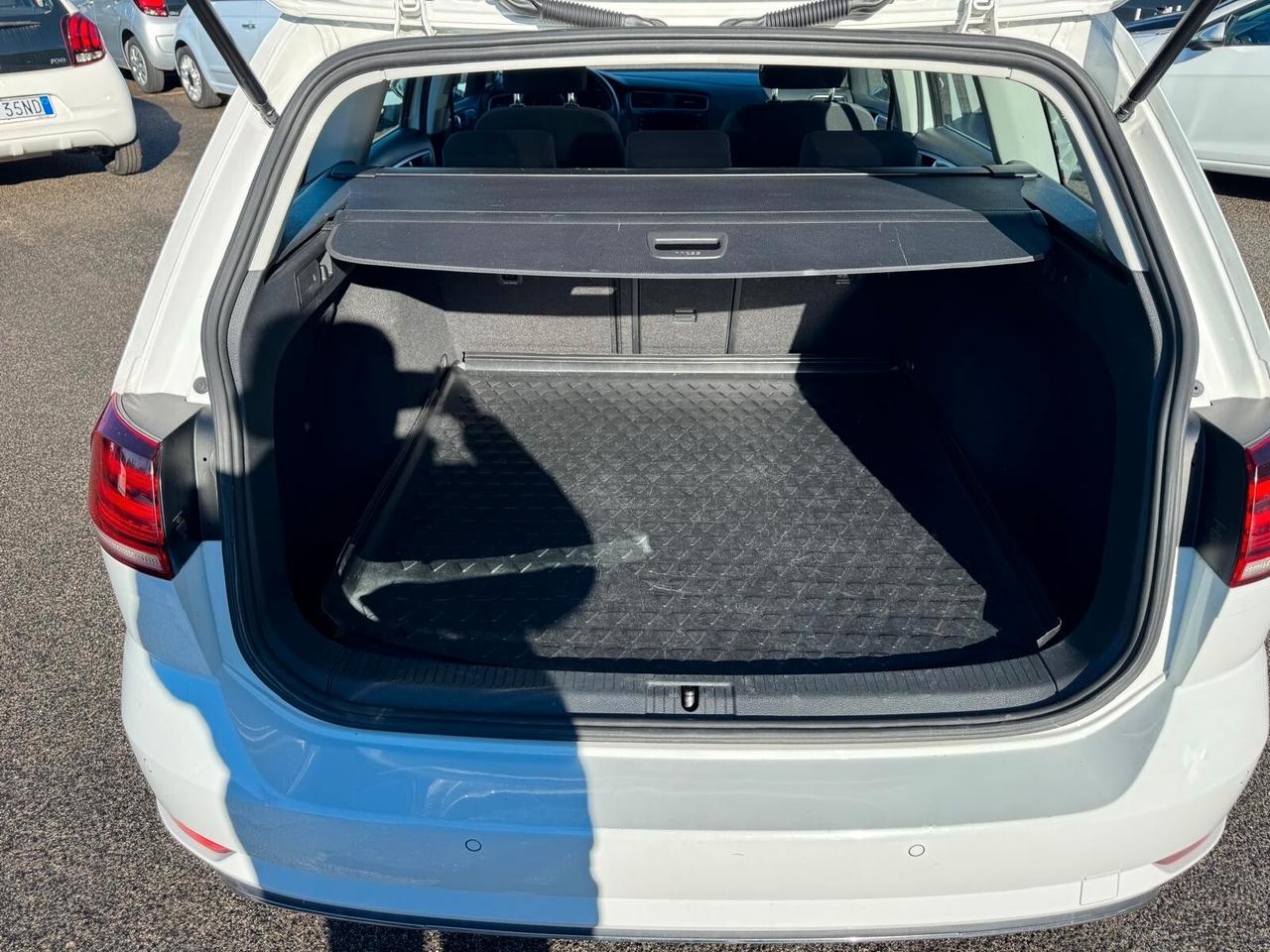 Volkswagen Golf Variant 7.5 1.6 TDI 115CV DSG EXECUTIVE BMT 2019