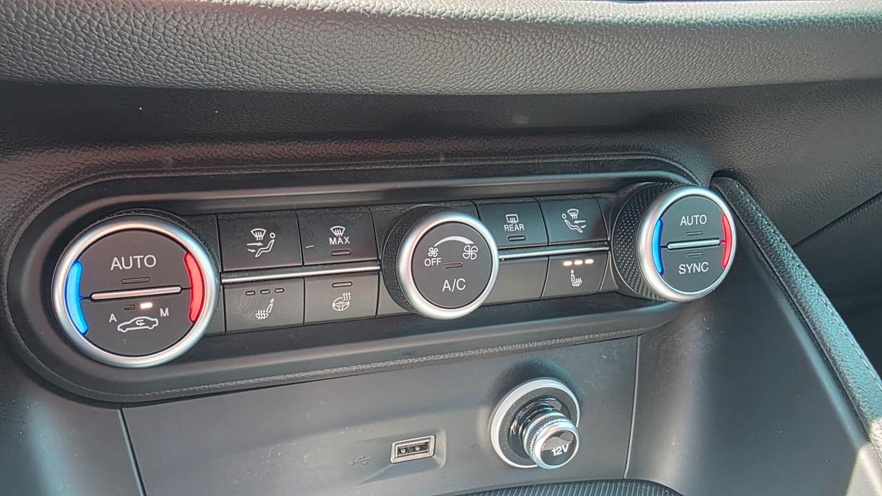 Stelvio Q4 VELOCE - 2.2 Td 210cv AT8