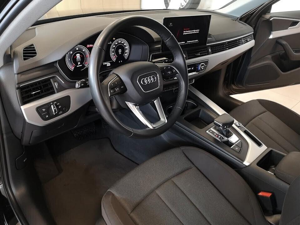 Audi A4 Avant 30 TDI/136 CV S tronic Business Advanced