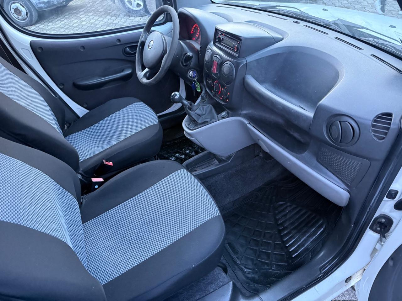 Fiat Doblo 1.9 jtd MaxiLungo