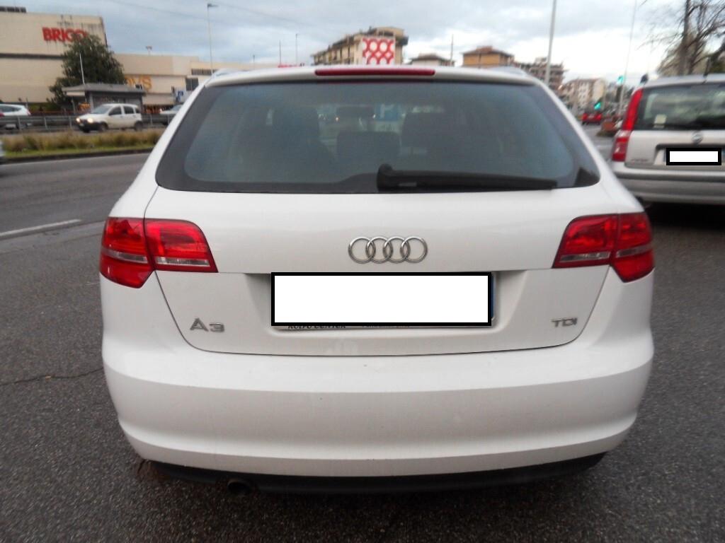 Audi A3 SPB 1.6 TDI 105 CV CR Attraction